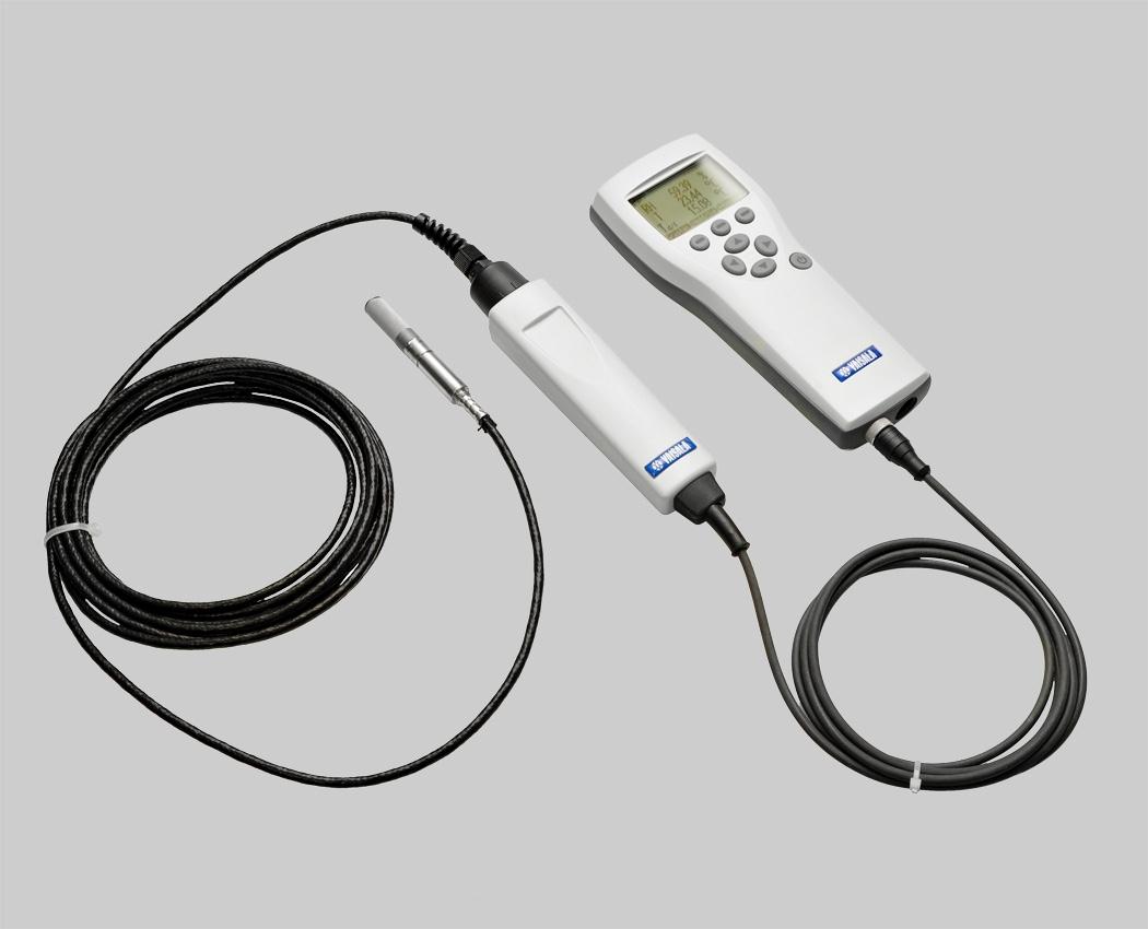 HM70  Handheld Humidity and Temperature Meter